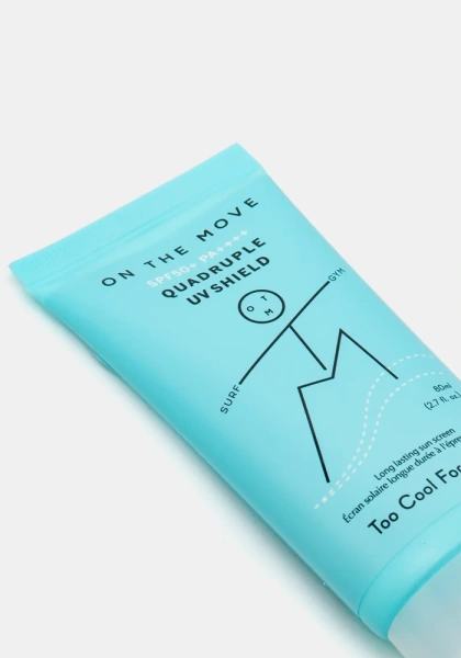 Too Cool For School On The Move Quadruple UV Shield SPF50+ PA Стойкий солнцезащитный крем            
