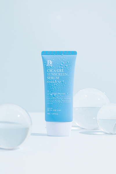 CICA Gel Sunscreen Serum SPF50/PA++++ Охлаждающий солнцезащитный крем                               